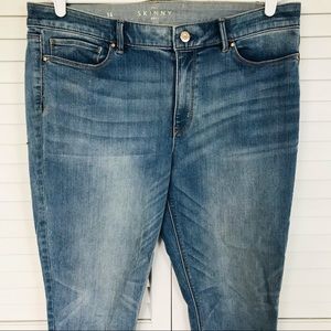 WHBM Skinny Crop Mid Rise Jeans w Pearls Sz 14